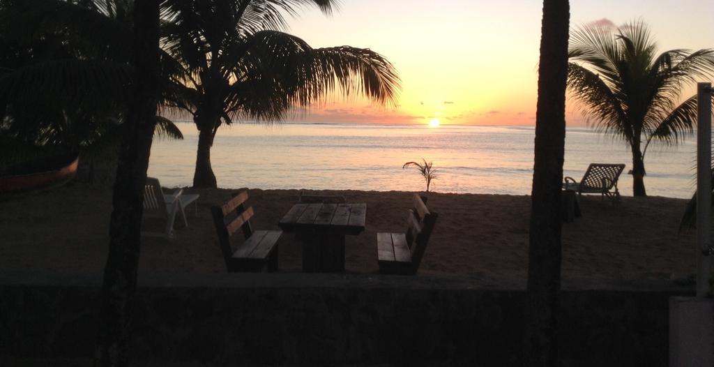 Jamelah Beach Guest House Anse aux Pins Exterior photo